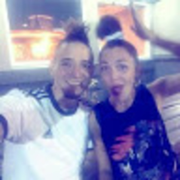 Meet your Posher, Stephanie - Picture 1 of 1